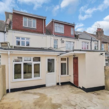 Fernbank Rooms Sudbury Hill, Harrow, Self-Contained Studios With En-Suite Harrow on the Hill 외부 사진