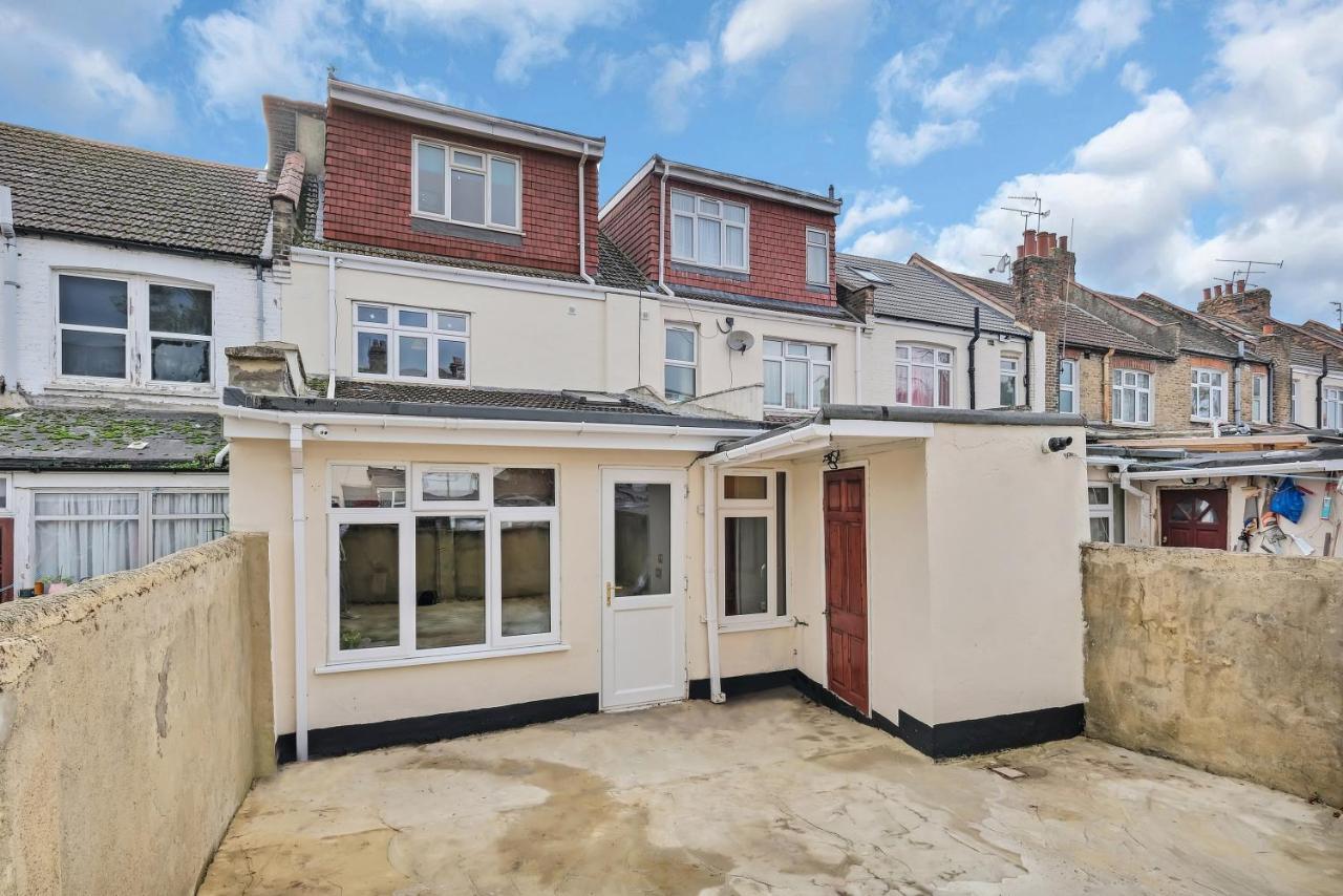 Fernbank Rooms Sudbury Hill, Harrow, Self-Contained Studios With En-Suite Harrow on the Hill 외부 사진