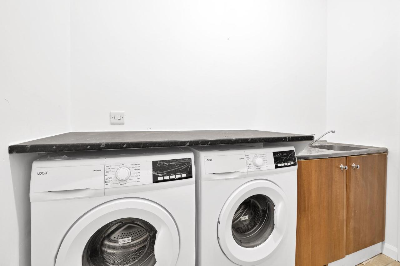 Fernbank Rooms Sudbury Hill, Harrow, Self-Contained Studios With En-Suite Harrow on the Hill 외부 사진