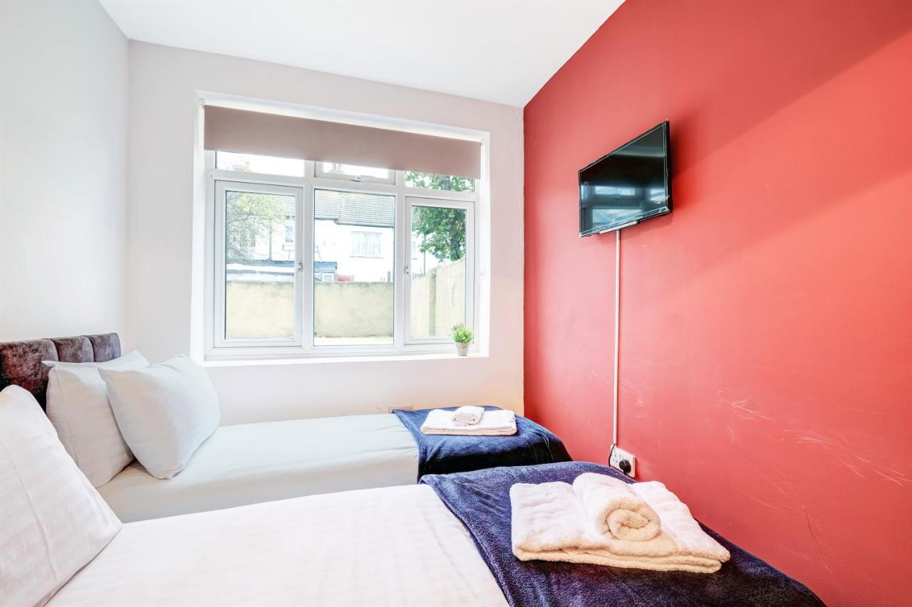 Fernbank Rooms Sudbury Hill, Harrow, Self-Contained Studios With En-Suite Harrow on the Hill 외부 사진