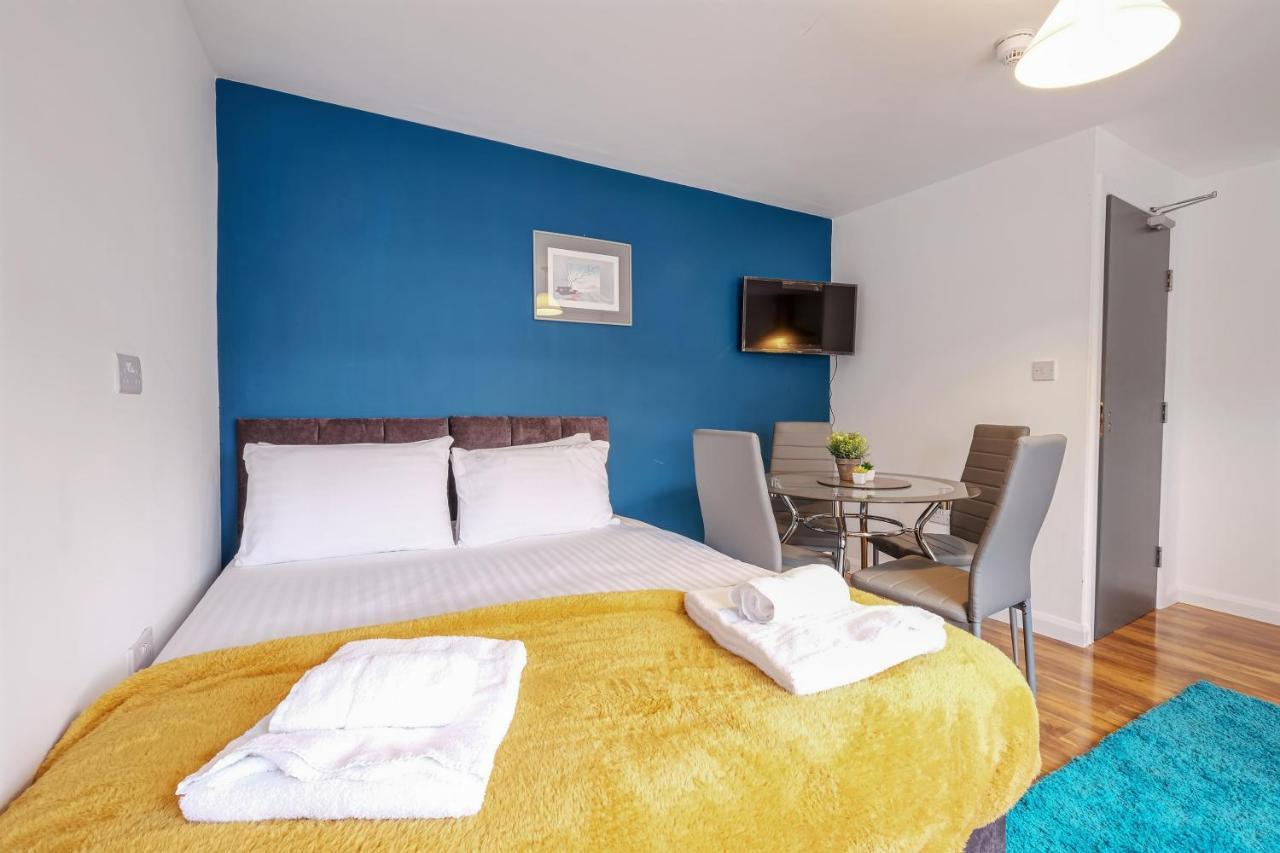 Fernbank Rooms Sudbury Hill, Harrow, Self-Contained Studios With En-Suite Harrow on the Hill 외부 사진